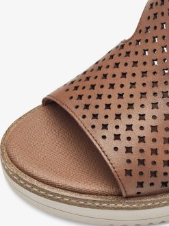 Tamaris Sandale A Talon En Cuir - Marron | Des Sandales