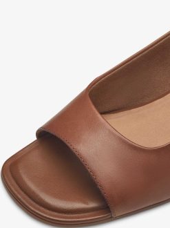 Tamaris Sandale A Talon En Cuir - Marron | Des Sandales